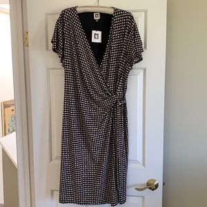 Brand new Anne Klein faux wrap flutter sleeve dress.
